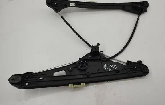 Front window lifting mechanism without motor