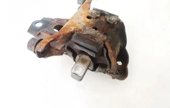 Skoda Fabia Mk1 (6Y) Engine mount bracket