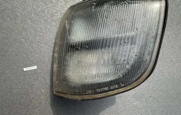 Mitsubishi Pajero Front fender indicator light MR376367