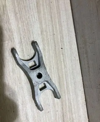 Seat Leon (5F) Fuel Injector clamp holder 04l216