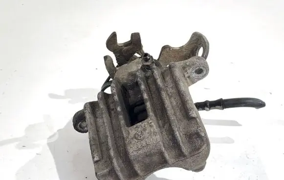 Skoda Superb B5 (3U) Rear brake caliper 