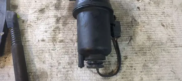 Iveco Daily 5th gen Fuel filter housing 
