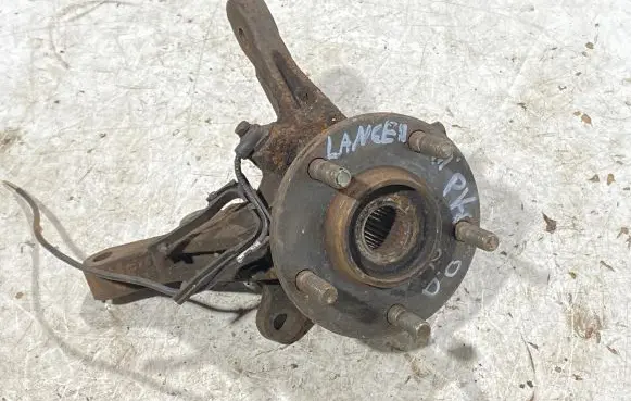 Mitsubishi Lancer X Front wheel hub spindle knuckle
