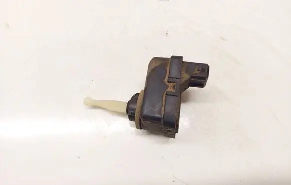 Audi A4 S4 B5 8D Headlight level adjustment motor 0307852315