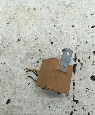 Mitsubishi Pajero Other relay MD332123 0680005210