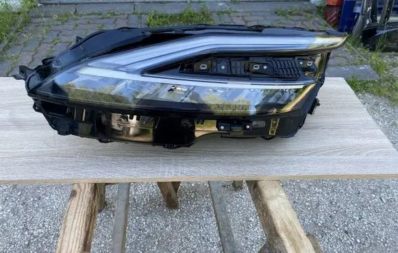 Nissan Qashqai J12 Headlight/headlamp 1008D02J