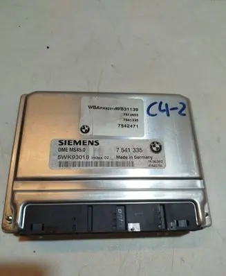 BMW X3 E83 Engine control unit/module 7541335 7542471