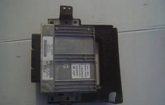 Citroen C5 Engine control unit/module 9655997380