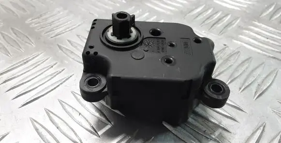 Citroen DS3 Air flap motor/actuator EAD516