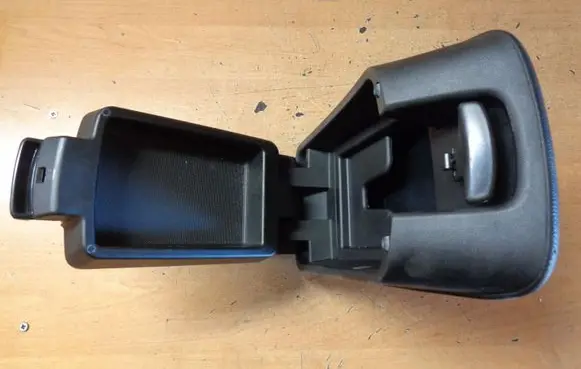 KIA Ceed Armrest
