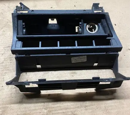 BMW 3 E36 Car ashtray 8202178 307110100 8205377