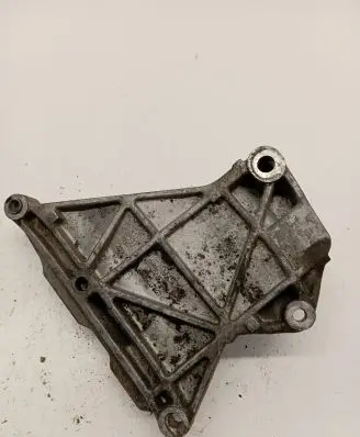Volkswagen Transporter - Caravelle T5 Engine mounting bracket 070903143C 020903143C