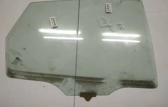Hyundai i30 Rear door window glass as2
