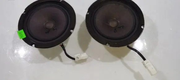 KIA Carens II Front door speaker 963301D300