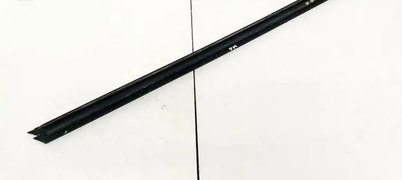 Ford S-MAX Front door glass trim molding 