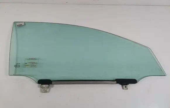 Toyota Avensis T250 Front door window/glass (coupe) 68101-05030