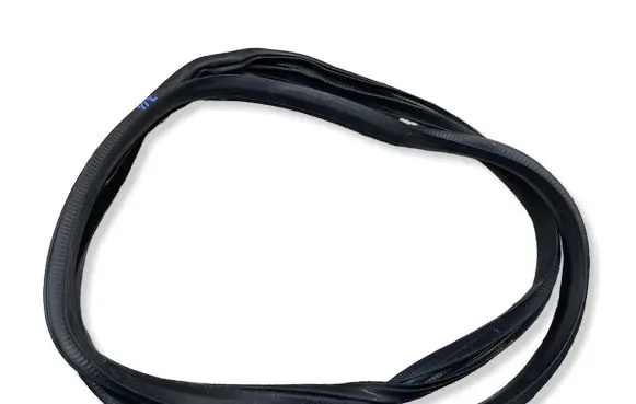 Ford F150 Rear door rubber seal (on body) 