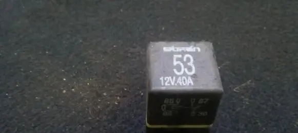 Volkswagen Golf IV Other relay 141951253b
