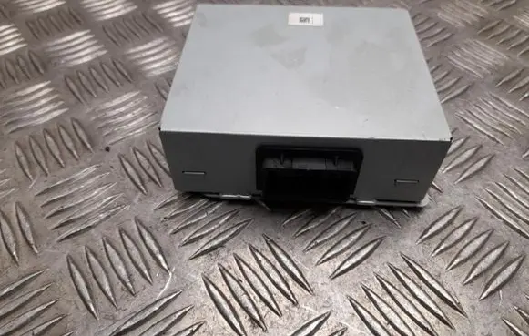 Ford Mondeo MK V Voltage converter/converter module DS7T19G317BJ