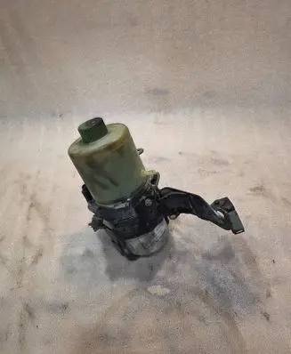 Audi A2 Power steering pump 8Z0423156K