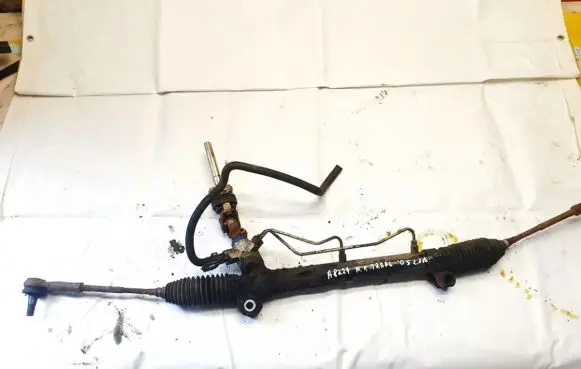 Nissan X-Trail T30 Steering rack RHD
