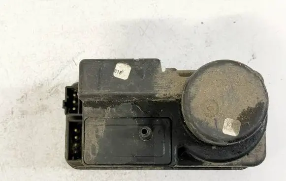 Mercedes-Benz C W202 Vacuum pump 2028001948