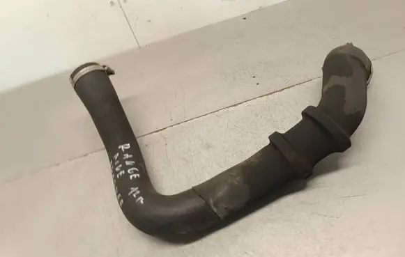 Intercooler hose/pipe