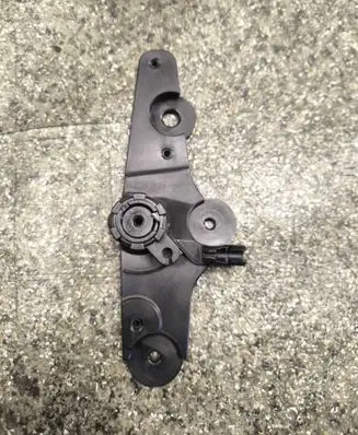 BMW 1 E81 E87 Engine bonnet (hood) release handle 11242010