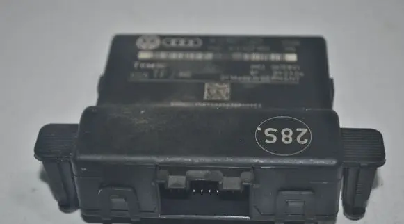 Skoda Octavia Mk2 (1Z) Gateway control module 1K0907530F 1K0907951