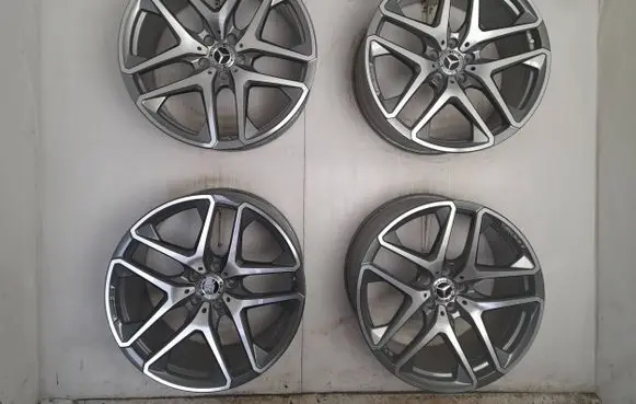 Mercedes-Benz S W223 R20 alloy rim A2534013600 A2534013700