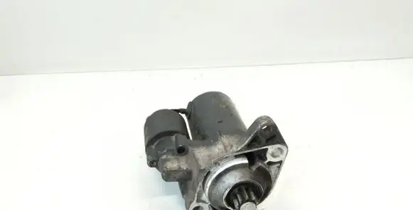 Volkswagen Golf IV Starter motor 0001121006 020911023F