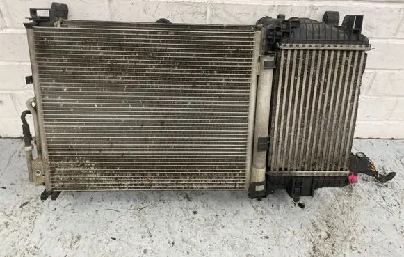 Opel Meriva B Radiator set 13344082 13283250 13346107