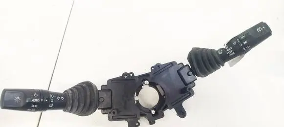 Wiper turn signal indicator stalk/switch
