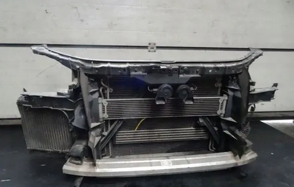 Audi Q7 4L Radiator support slam panel