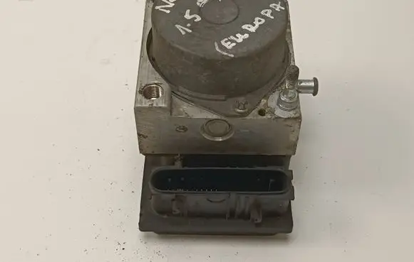 Nissan Note (E11) ABS Pump 0265800518 78531H0276