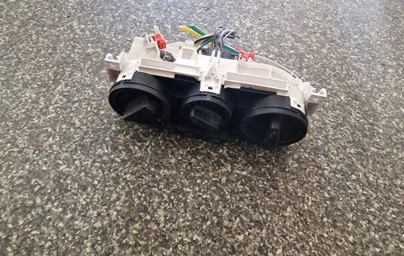 Skoda Octavia Mk1 (1U) Climate control unit