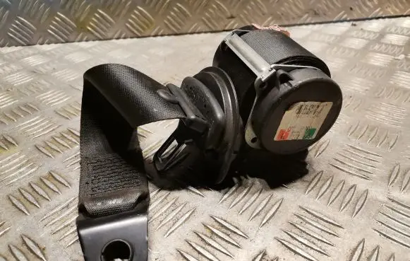 Mini One - Cooper Coupe R56 Rear seatbelt 2751402