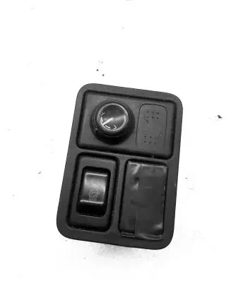 Nissan Almera N16 Headlight level height control switch 37089A