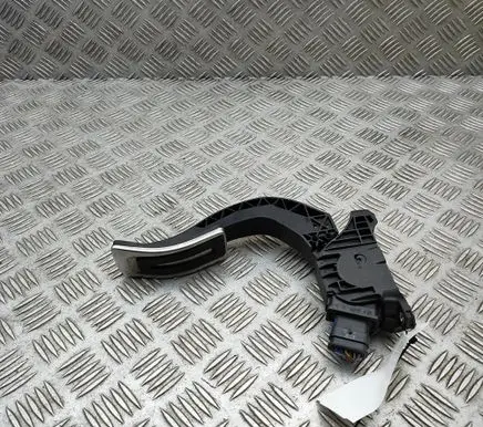 Audi A5 Accelerator throttle pedal 8W1723523A 6PV01164203