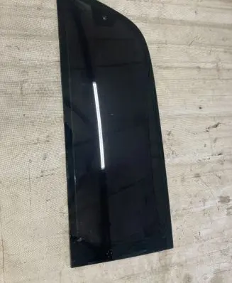 Mercedes-Benz Vito Viano W639 Rear side window