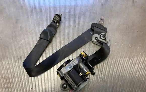 Honda Accord Front seatbelt TKAF8EJ429 TKAF8EJ431