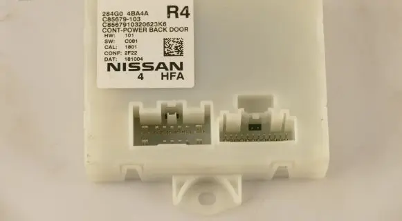 Nissan X-Trail T32 Door control unit/module 284G04BA4A