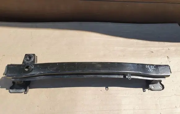 Skoda Yeti (5L) Front bumper cross member 5L0807109D
