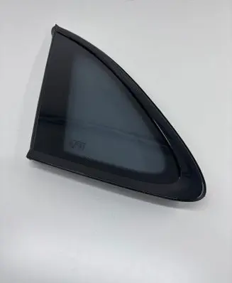 Porsche Macan (95B) Rear side window 95b845297