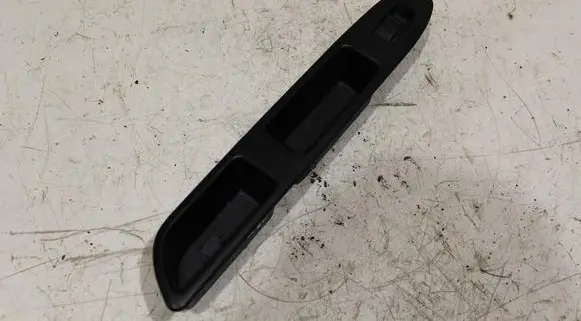 Subaru Forester SG Electric window control switch 82828292929