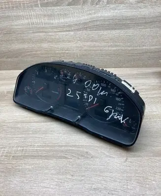 Audi A6 S6 C5 4B Speedometer (instrument cluster) 4B0920932K 110008948
