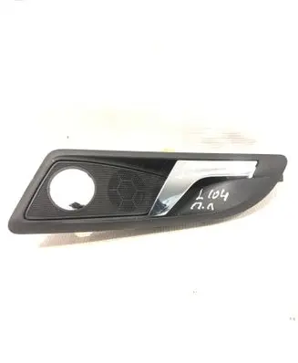 Skoda Octavia Mk2 (1Z) Front door interior handle 1Z0837247