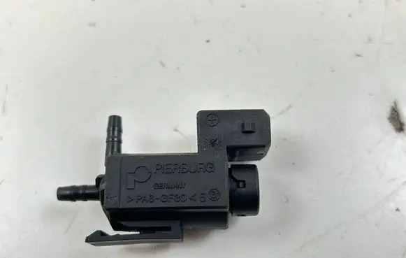 BMW X5 E53 Turbo solenoid valve 1742712
