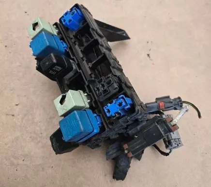 Nissan Primera Fuse box set 71543087