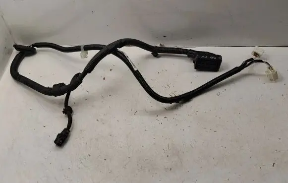 Toyota Avensis T270 Handbrake wiring loom/harness 8216405030 70356269